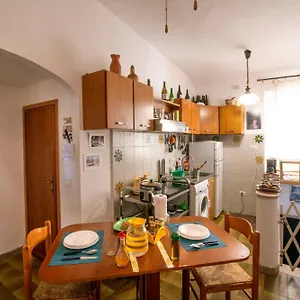 Nel Centro Storico Di Casa vacanze Portoferraio